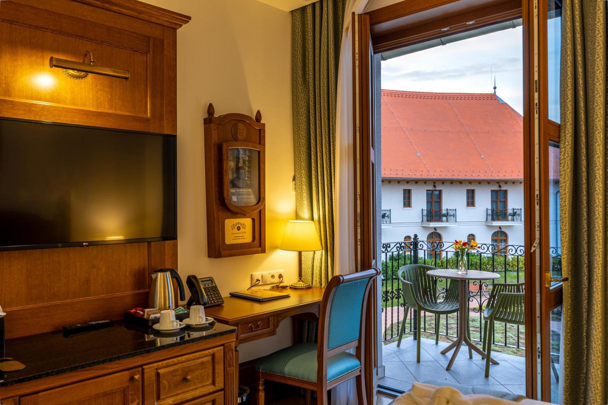 Hungarikum Hotel Lakitelek Dış mekan fotoğraf